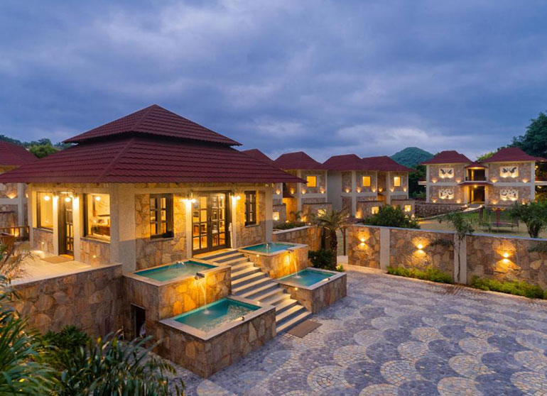 Lake-View Resort in Udaipur